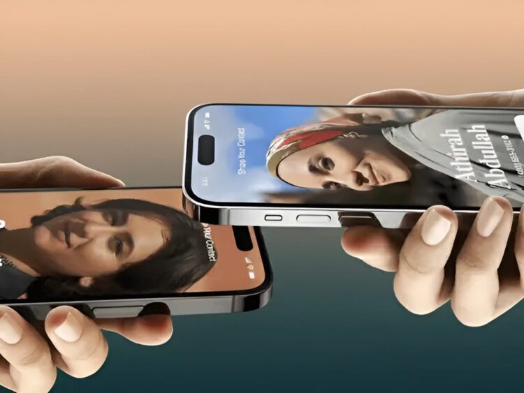 تصویری از اپل ایردراپ روی گوشی‌های آیفون