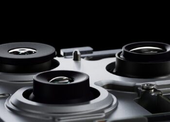 تصویر حسگر دوربین ۱۰۰ مگاپیکسلی اپل با فناوری LOFIC