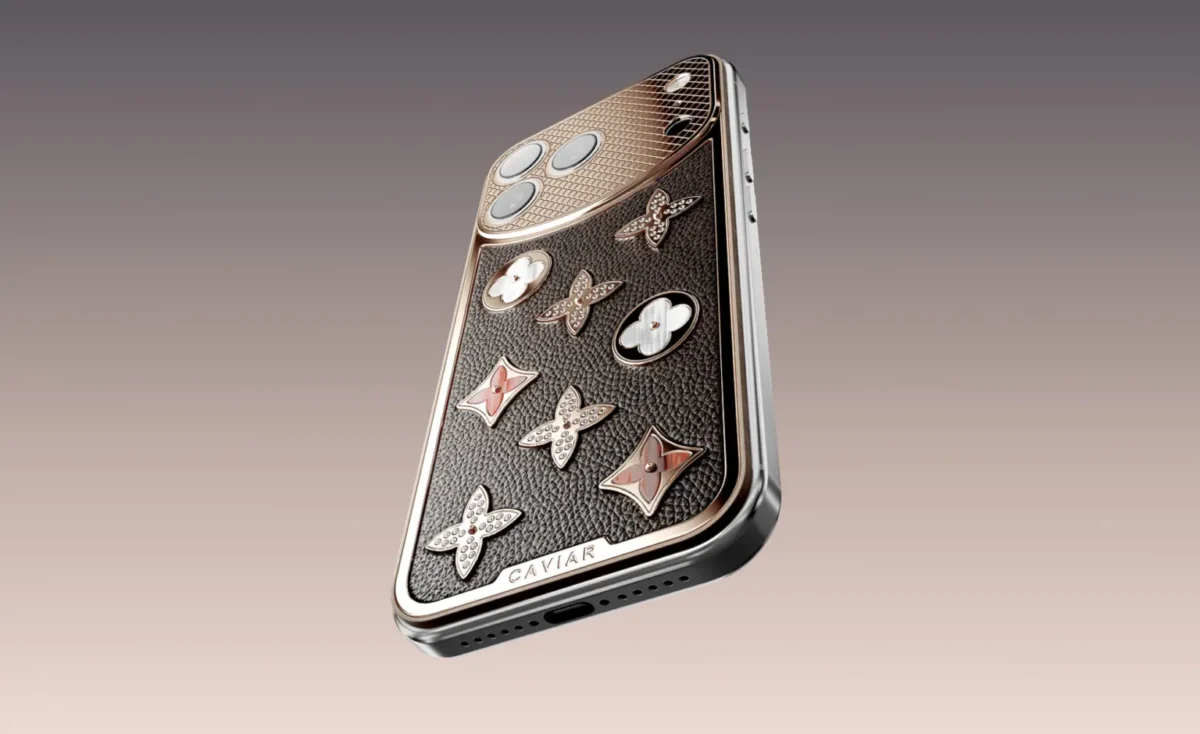 طرح Caramel سری عشق پنهانی آیفون ۱۷ پرو Caviar