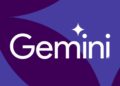 لوگوی سفید رنگ Gemini با یک ستاره درخشان کوچک، بر روی پسزمینهای با طرحهای انتزاعی به رنگ بنفش تیره و روشن.