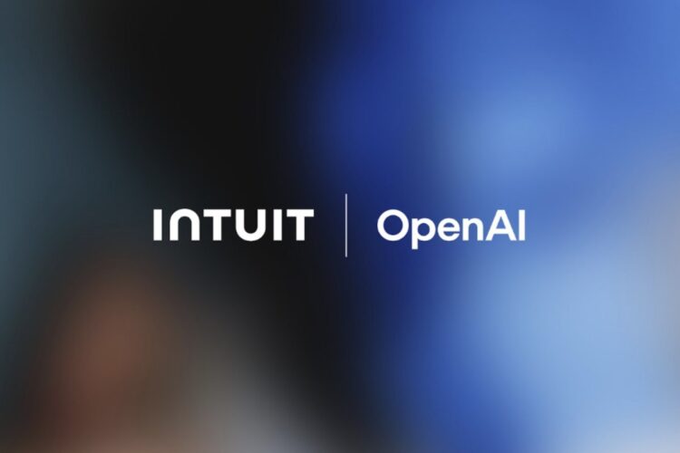 لوگوی سفید "INTUIT" با پس‌زمینه گرادیانتی تیره و روشن، در کنار متن "OpenAI" که نشان‌دهنده همکاری این دو شرکت است.