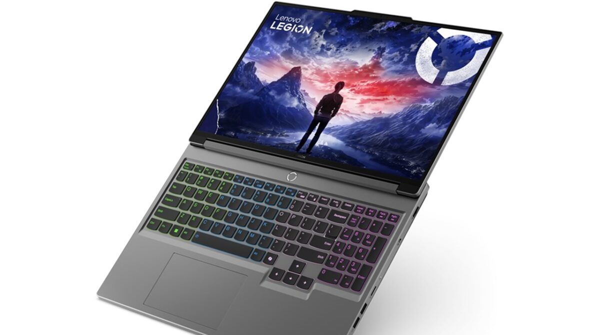 نتایج بنچمارک‌ها در بررسی Lenovo Legion 5 16IRX9 نشان می‌دهد که این لپ‌تاپ در اجرای بازی‌های AAA با رزولوشن QHD عملکرد کاملا روان و قابل‌اعتماد دارد. 