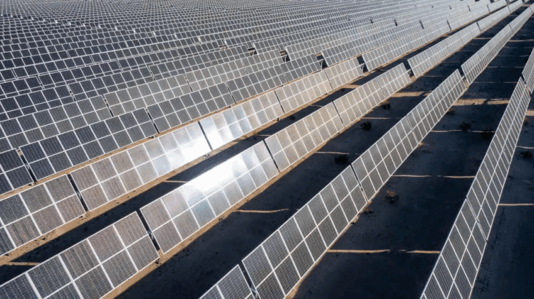 متا و انرژی خورشیدی؛ بزرگ‌ترین خرید برق تجدیدپذیر برای دیتاسنترهای هوش مصنوعی