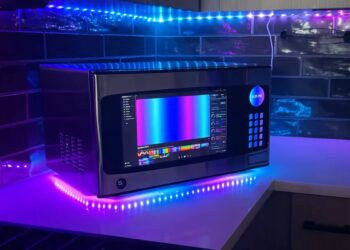 کامپیوتر گیمینگ ماکروویوی SignalRGB