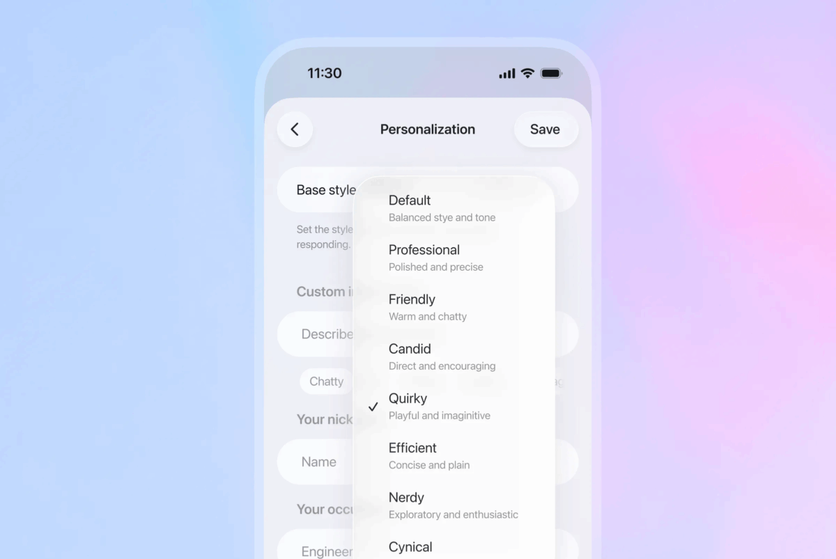 منوی "Personalization" در یک برنامه موبایل که گزینههای مختلفی برای "Base style" شخصیت چتبات، مانند Default، Professional، Friendly، Candid، Quirky و Nerdy را نشان میدهد.