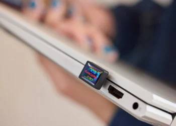 شرکت SanDisk کوچک‌ترین فلش ۱ ترابایتی USB-C جهان را معرفی کرد