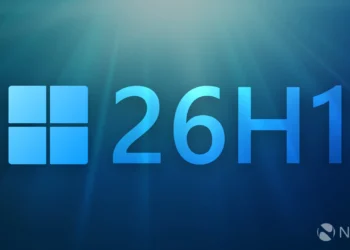 براساس گزارش windowscentral ، مایکروسافت تأکید کرده است که توسعه قابلیت‌ها و ویژگی‌های جدید ویندوز همچنان بر بستر نسخه فعلی یعنی 25H2 ادامه خواهد یافت و آزمایش این ویژگی‌ها از طریق کانال‌های Dev و Beta برای کاربران برنامه Insider انجام می‌شود. بنابراین، کاربران عادی نباید انتظار انتشار نسخه‌ای عمومی از 26H1 را داشته باشند.