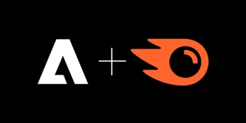 لوگوی ادوبی در کنار semrush