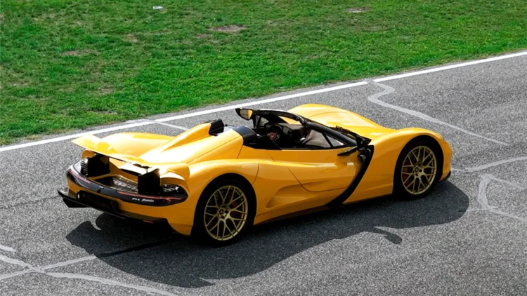 ابرخودروی روباز Owl Roadster با شتاب ۱.۷۲ ثانیه‌ای رکورد زد