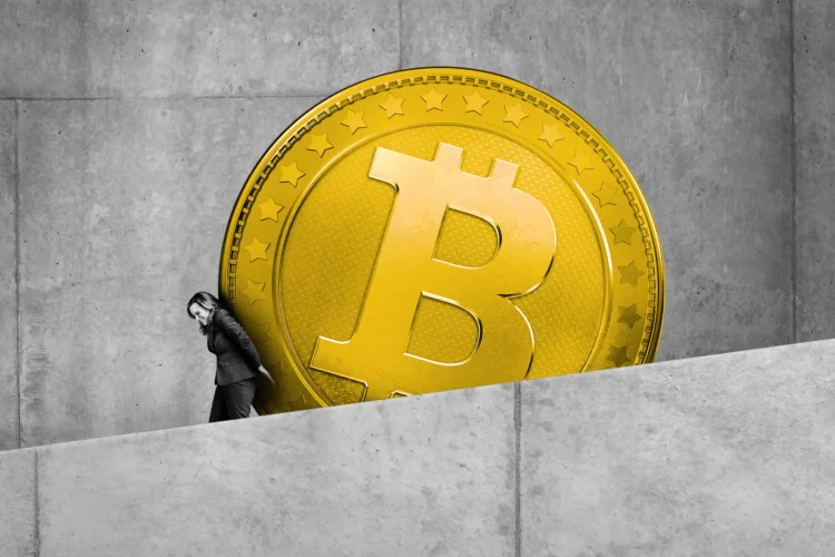 آیا قیمت بیت‌کوین (BTC) این هفته به زیر ۱۰۰ هزار دلار می‌ رسد؟