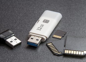 کدام فرمت حافظه برای فلش یا هارد مناسب است؟