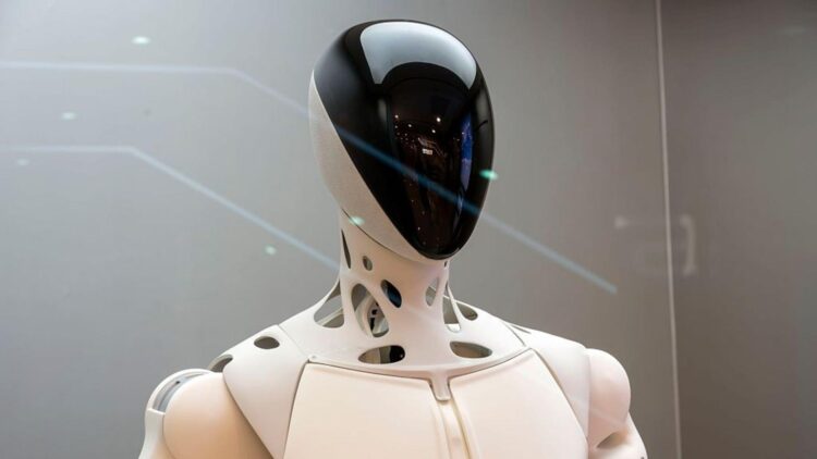 ربات انسان‌نمای Hoxo وارد نیروگاه هسته‌ای شد