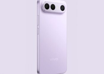 نمای پشتی گوشی Vivo S50 Pro Mini در رنگ سفید