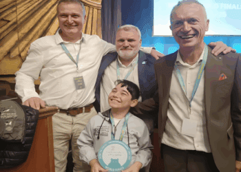 درخشش دانش‌آموز ایرانی در المپیاد بین‌المللی هیپو