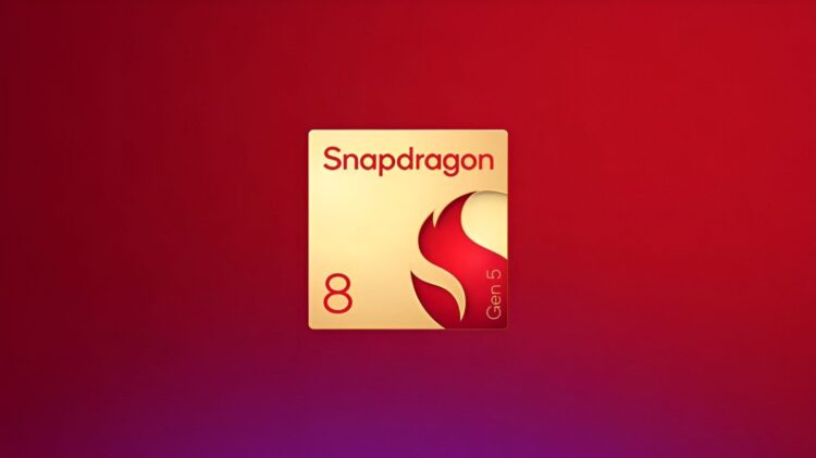 لوگوی Snapdragon 8 Gen 5 به رنگ طلایی و قرمز بر روی پسزمینهای با گرادیانت قرمز و شرابی.