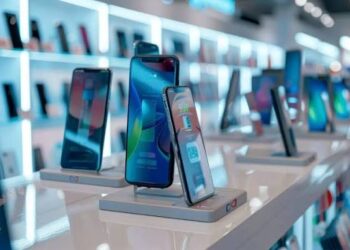 افت نسبی قیمت ها در بازار موبایل