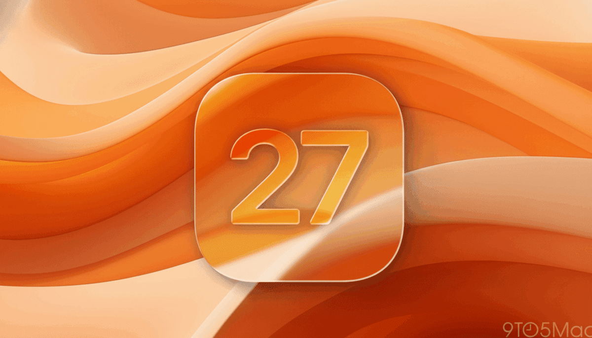 آیکون به‌روزرسانی iOS 27 (عدد ۲۷ روی آیکون شیشه‌ای) در مقابل یک پس‌زمینه انتزاعی نارنجی و کهربایی.