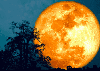 آسمان ایران امشب میزبان پدیده‌ کم‌نظیر"ابرماه" می شود