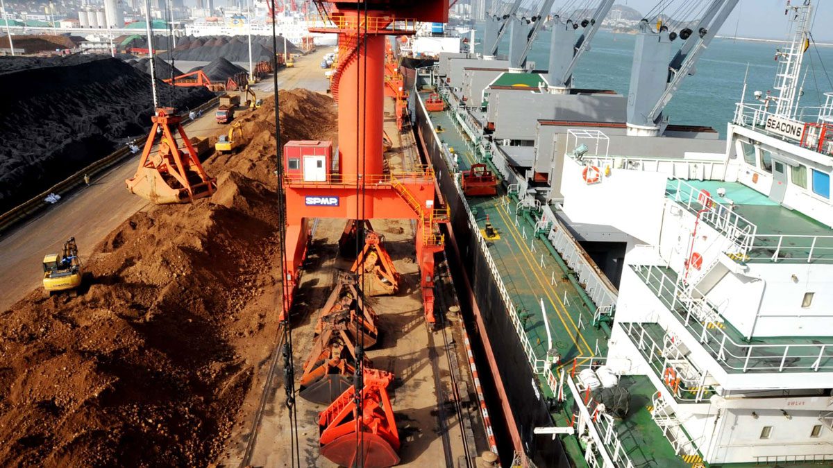 چین به‌دنبال استقلال در تولید تراشه‌ها؛ سرمایه‌گذاری ۱۴ میلیون دلاری برای تولید کوارتز