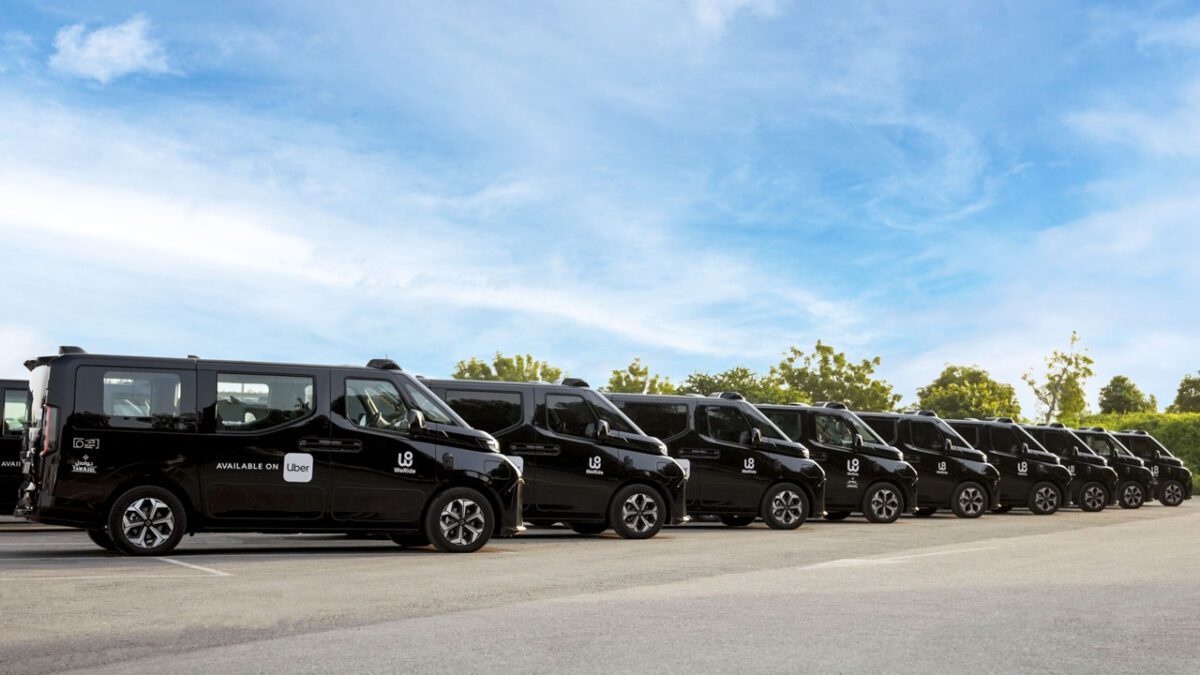 صف ناوگان تاکسی خودران Uber