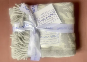 معرفی اولین پتوی VPN جهان برای دانشجویان بین‌المللی و مهاجران