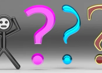 آدمک سیاه سهبعدی که سر خود را میان دستانش گرفته و سه علامت سوال بزرگ صورتی، آبی و طلایی در کنار اوست.