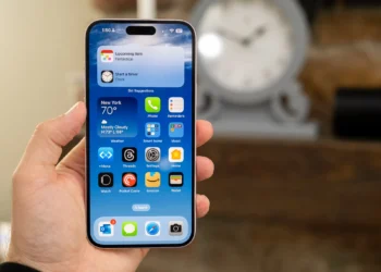 بازار اپل تحت تاثیر آیفون 18