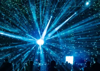 گوگل از «Disco»، ابزاری مبتنی بر Gemini برای ساخت برنامه‌های وب از تب‌های مرورگر، رونمایی کرد.