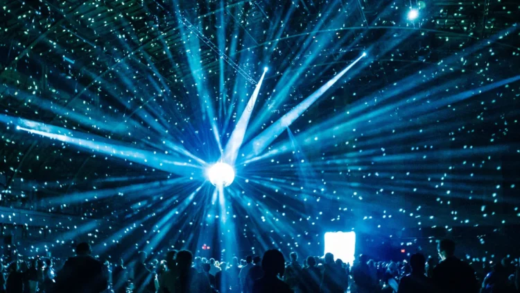 گوگل از «Disco»، ابزاری مبتنی بر Gemini برای ساخت برنامههای وب از تبهای مرورگر، رونمایی کرد.