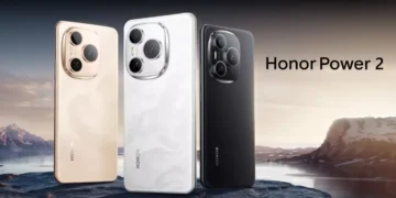 رندر معرفی گوشی Honor Power 2 با نمایش سه رنگ بدنه شامل مشکی، سفید و طلایی، ماژول دوربین مربعی با چینش سه‌ گانه و تاکید بر طراحی نسل جدید و جایگاه سری Power