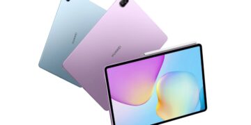 نمای پشت و جلوی تبلت هوآوی میت‌پد ۱۱.۵ (۲۰۲۶) در رنگ‌های آبی و بنفش به همراه قلم استایلوس.