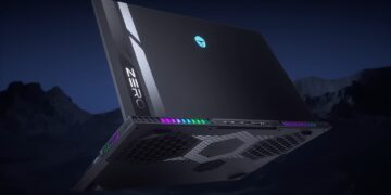 پشت لپتاپ گیمینگ Thunderobot با نشان "ZERO" و نورپردازی RGB در دریچههای هوا.