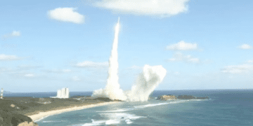 دو شکست موشکی در یک روز نشان می‌دهد که سفر به فضا هنوز هم آسان نیست