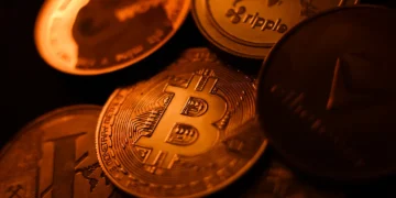 بیتکوین، اتریوم و ریپل