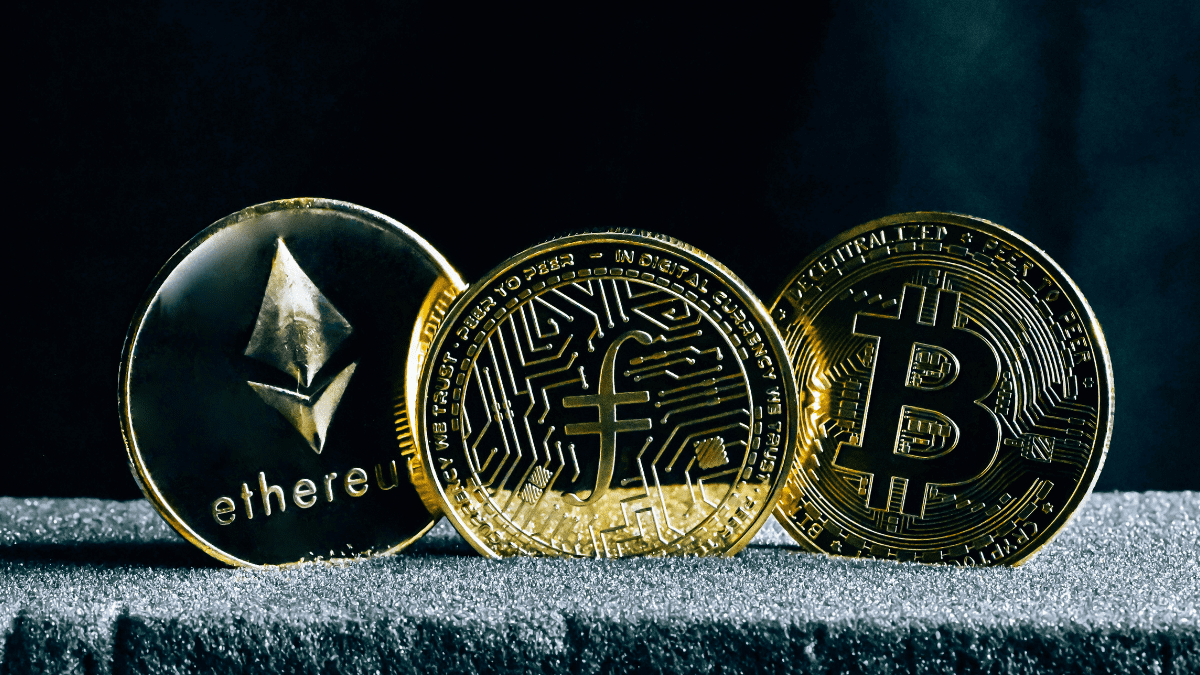 پس از فروکش‌ کردن تب طلا و نقره، بیت‌کوین می‌تواند رشد کند