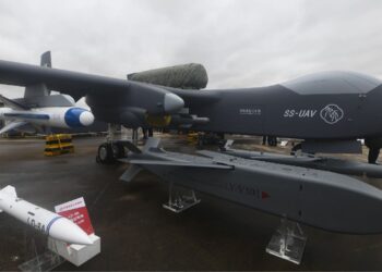 پهپاد ۱۶ تنی  Jetank در چین به پرواز درآمد