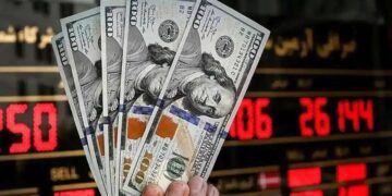 دلار بالاتر از ارزش واقعی؛آیا باید منتظر اصلاح قیمت باشیم؟