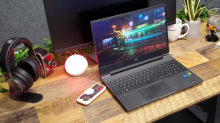 نقد و بررسی HP Victus 15