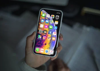 انتشار به‌روزرسانی‌های امنیتی اضطراری توسط گوگل و اپل