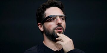 سرگئی برین به شکست عینک هوشمند گوگل گلس اعتراف کرد