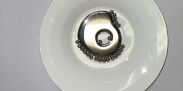 کشف حالتی تازه از ماده با ویژگی‌های هم‌زمان مایع و جامد