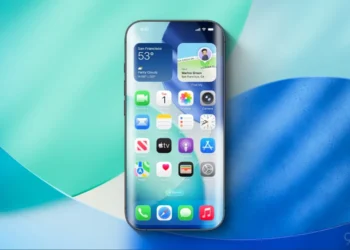 اپل برای عرضه هشت آیفون جدید آماده می شود