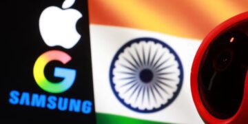 هند به دنبال ردیابی دائمی مکان گوشی‌های هوشمند از طریق ماهواره‌