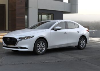 پرواز قیمت خودروهای وارداتی محبوب؛ آئودی و مزدا رکورد زدند