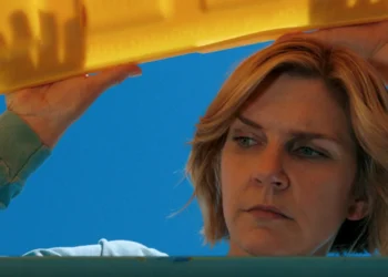 سریال Pluribus پربیننده‌ترین برنامه تاریخ Apple TV شد