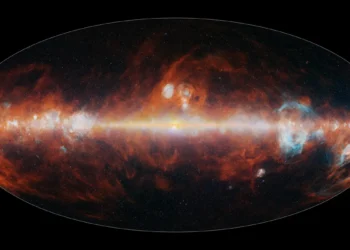 نخستین نقشه کامل آسمان در ۱۰۲ رنگ مادون‌قرمز منتشر شد