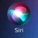 لوگوی رنگارنگ و کروی دستیار صوتی سیری (Siri) بر روی پس‌زمینه تیره.