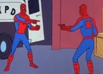 تصویر معروف میم دو مرد عنکبوتی که به یکدیگر اشاره می‌کنند، در کنار تیتری درباره مذاکرات ادغام SpaceX و xAI.