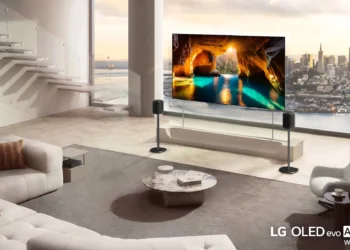 ال‌جی پس از شش سال، سری Wallpaper را با تلویزیون بی‌سیم OLED W6 احیا کرد