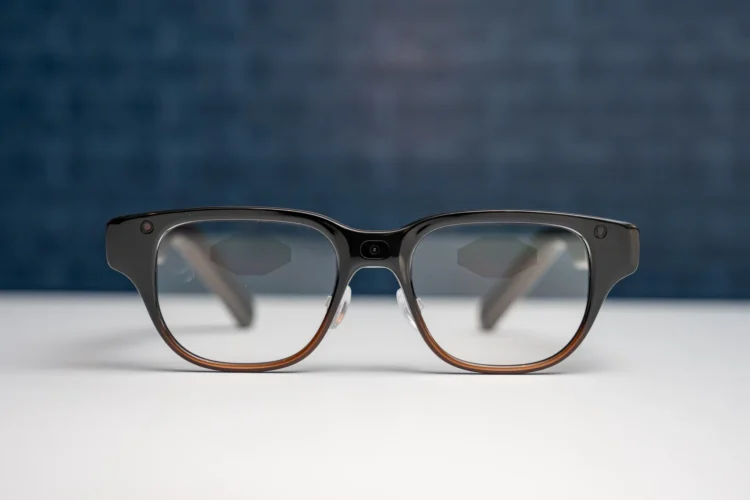 شرکت لنوو در CES 2026 از عینک هوشمند مفهومی خود رونمایی کرد